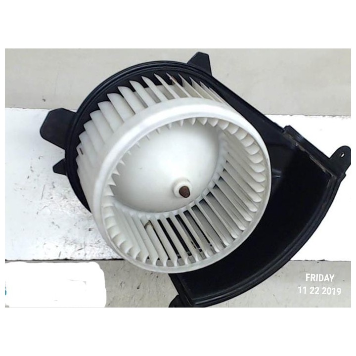 323071  VENTOLA abitacolo MERCEDES/NISSAN/OPEL/RENAULT 08-